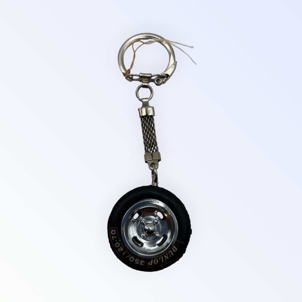 Dunlop Tire Company Tire Shaped Keychain VINTAGE‎
